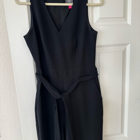 Vince Camuto Jump Suit - Picture 6 of 6